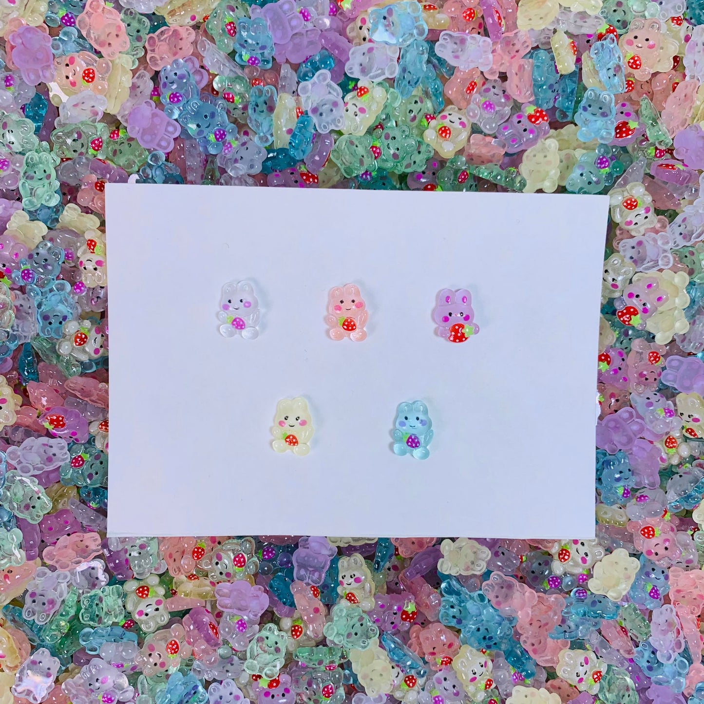 【A1】Hungry Bunny Resin Charms